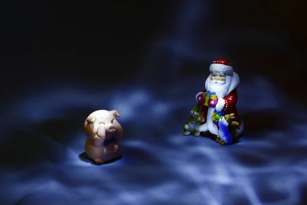 Noel kartı Noel ve yeni yıl domuz sembolü.