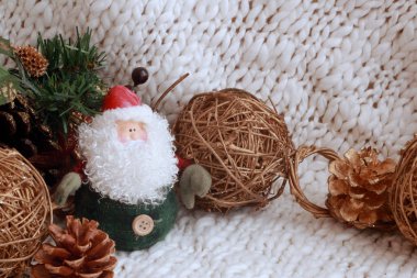 Yeni yıl oyuncakları ile yeni yıl şenlikli resim