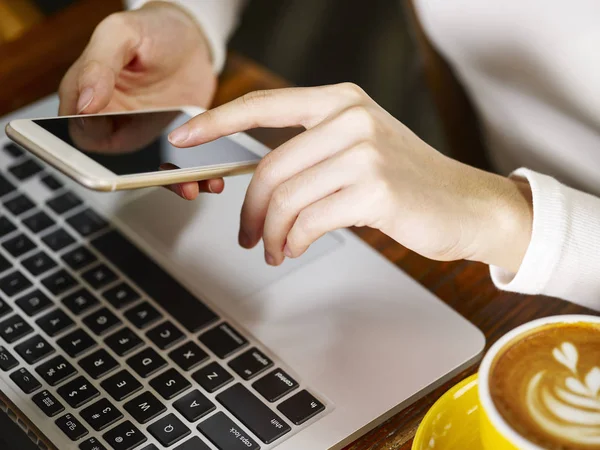 Close Hands Woman Using Mobile Phone Laptop Computer While Drinking — Stock Photo, Image