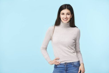 beyaz kadın stüdyo portre