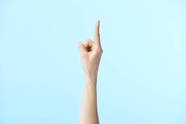 insan eli bir numara gösteren