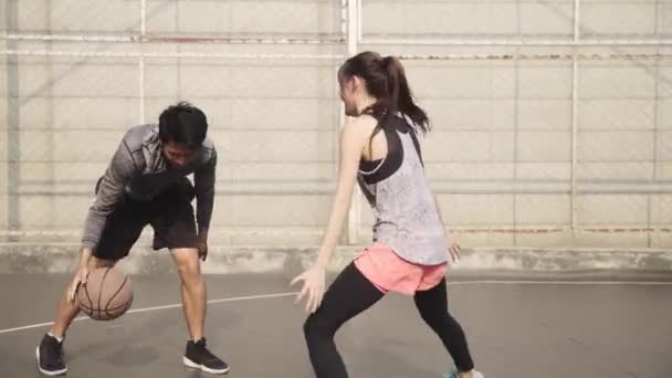 Young Asian Man Woman Having Fun Playing Basketball Outdoor Court — Stock Video