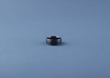 Bir düğün yüzük kapatmak