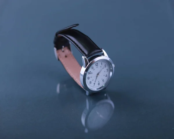 Zegarek Rękę Bransoletką — Zdjęcie stockowe