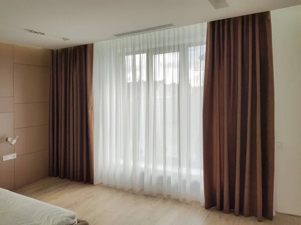 Tutulle Dan Tirai Bagian Dalam Ruangan — Stok Foto