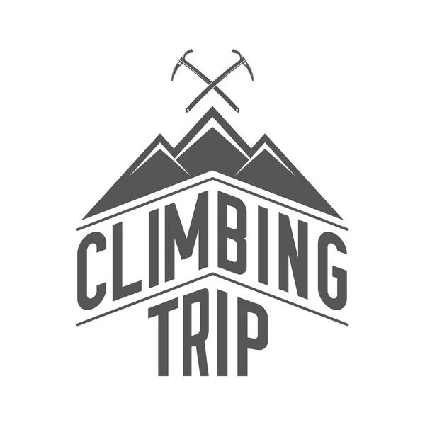 登山之旅 高山俱乐部黑色和白色会徽 衬衫或标签 印章或三通的概念 — 图库矢量图片