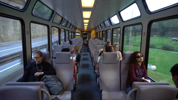 İsviçre Sbb Panorama Tren içinde dağ bölgesi - Visp, İsviçre - Temmuz, 2018