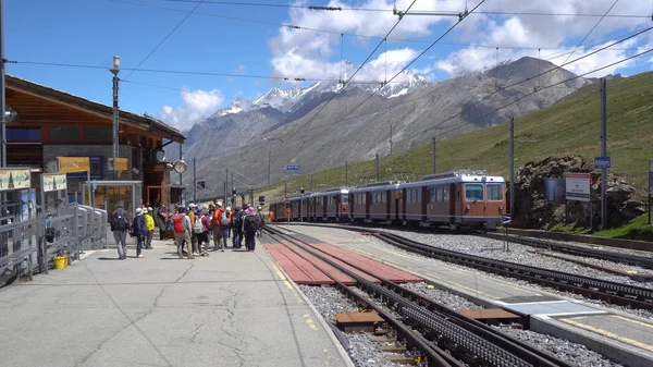 Estação Ferroviária Montanhas Perto Matterhorn Suíça Julho 2018 — Fotografia de Stock