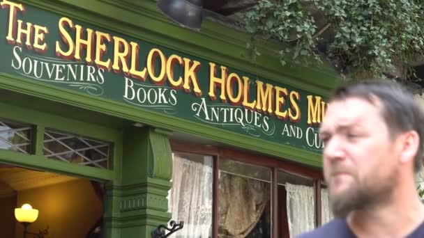 Sherlock Holmes Müzesi 221B Baker Sokağı Londra Haziran 2019 — Stok video
