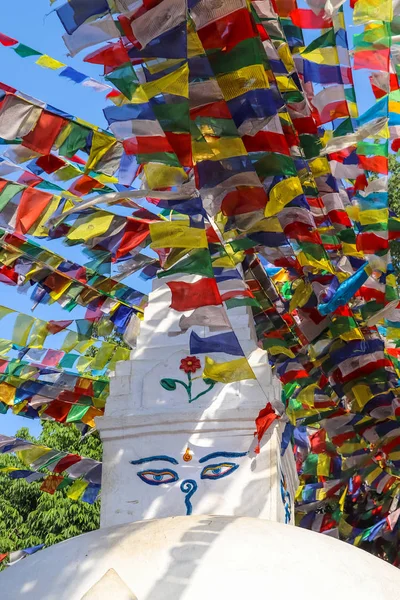 Boeddhistische Tempel Gebed Vlaggen Opknoping Boven — Stockfoto