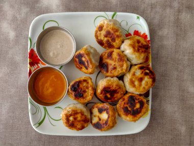 Yarım kızarmış (Kothey) Buff Momo