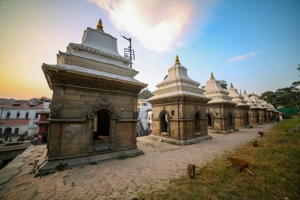 Старий Стародавні Храми Pashupatinath Temple Приміщенні — стокове фото