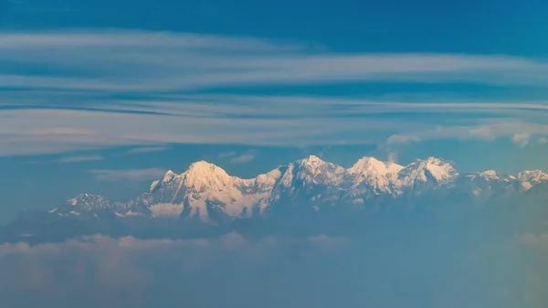 尼泊尔的喜马拉雅山和喜马拉雅峰 — 图库照片