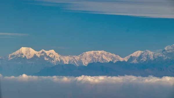 ネパールのヒマラヤ山脈とヒマラヤ山脈 — ストック写真