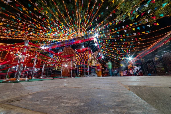 尼泊尔加德满都 2019年10月2日 印度教圣殿装饰迪瓦利节灯饰 — 图库照片