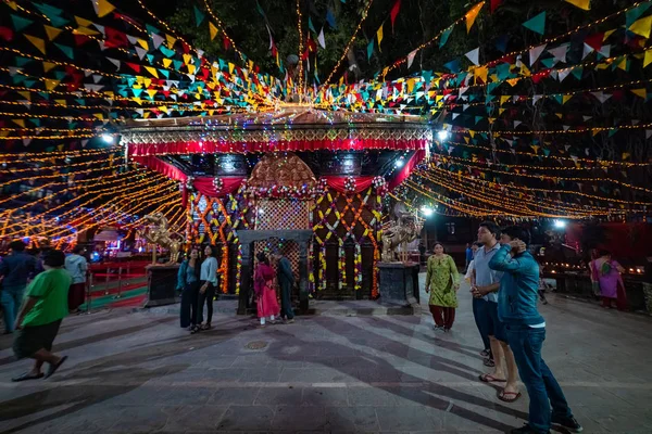 Katmandú Nepal Octubre 2019 Templo Hindú Decorado Con Luces Para —  Fotos de Stock