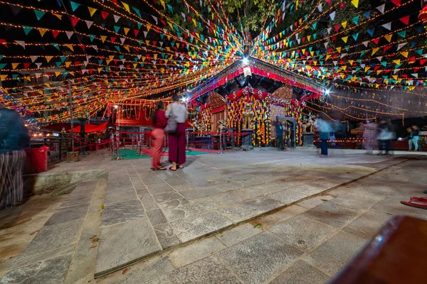 Katmandú Nepal Octubre 2019 Templo Hindú Decorado Con Luces Para —  Fotos de Stock