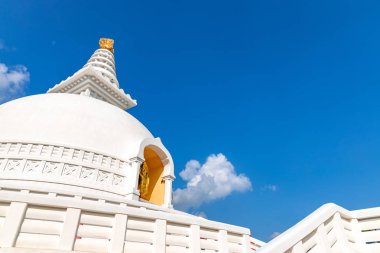 Lumbini, Nepal 'de dünya barışı Stupa' sı. Dünya barışı. İngiliz olmayanlar.