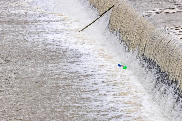 Plastic Garbage Flowing Polluted River — Stock Photo, Image