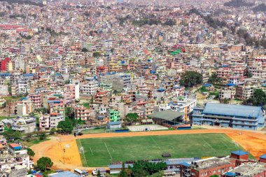 Katmandu, Nepal - 19 Ekim 2019: Bir futbol sahasında ordunun geçit töreni görüntüleri.