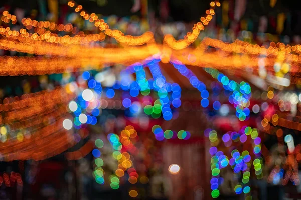 Azul Verde Amarillo Borroso Luces Bokeh Contra Fondo Negro — Foto de Stock