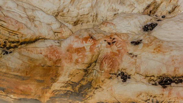 Αυτόχθων τέχνη: χέρι εκτυπώσεων σε ένα σπήλαιο, το grampians εθνικό πάρκο — Φωτογραφία Αρχείου
