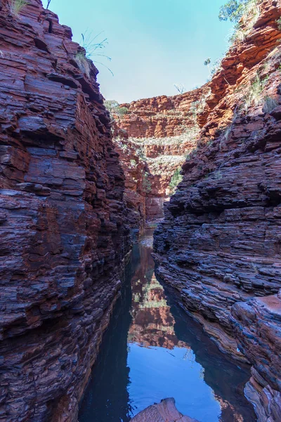 Handlauf-Pool, Weano Gorge, Karijini Nationalpark, Westaustralien — Stockfoto