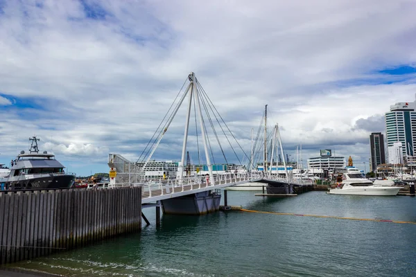 Auckland Limanı ve güzel bir köprü , Nz dönüm noktası, Auckland , Yeni Zelanda