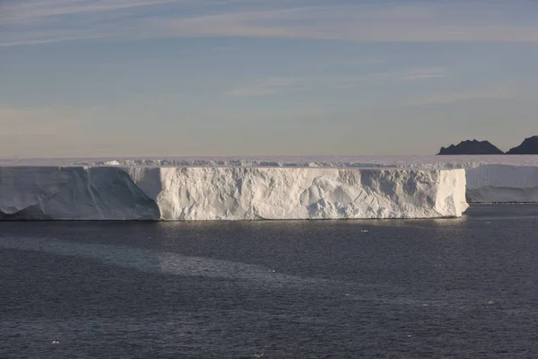 Antártida Icebergs Escénicos Primer Plano Día Soleado —  Fotos de Stock