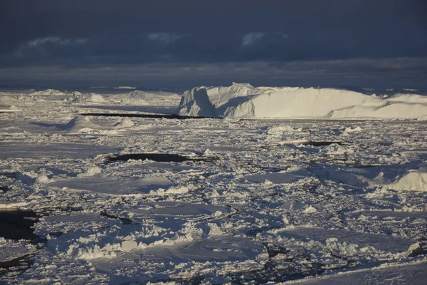 Maravilhosa Paisagem Antártica Com Oceano Pôr Sol Dia Antártico — Fotografia de Stock