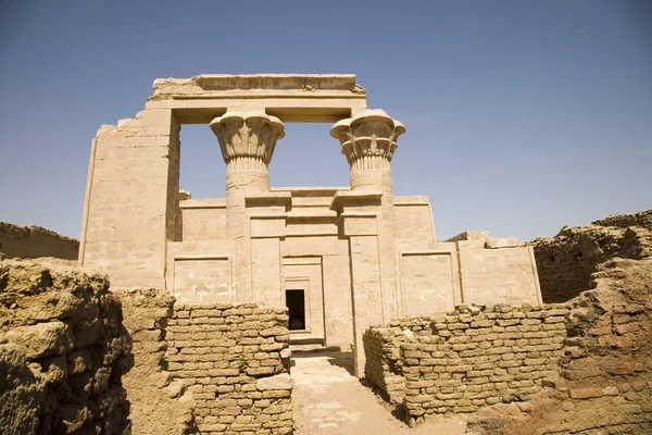 Güneşli Bir Günde Bir Antik Mısır Tapınağı Bahariya Vaha Mısır — Stok fotoğraf