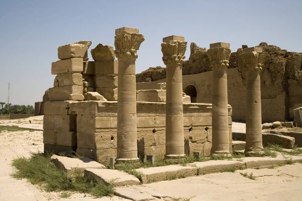 Ναός Του Λούξορ Λούξορ Αίγυπτο Μια Σαφή Ηλιόλουστη Ημέρα — Φωτογραφία Αρχείου