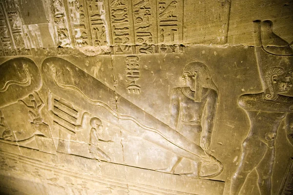 Luksor Egipt Dekoracji Wnętrz Świątyni Denderah — Zdjęcie stockowe