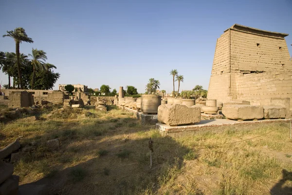 Egipto Luxor Karnak Templo Verano Día Soleado —  Fotos de Stock