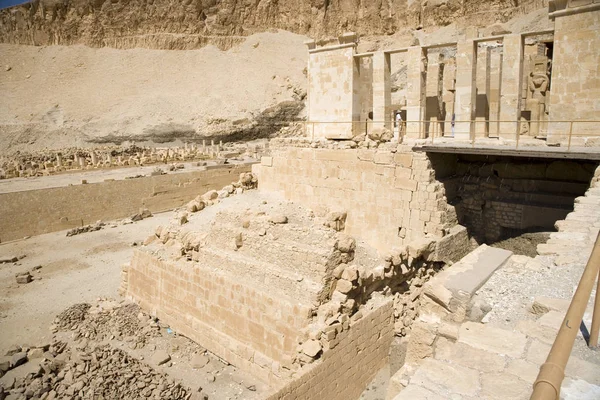 Egypte Louxor Temple Hatchepsout Par Une Journée Ensoleillée Claire — Photo