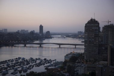 Mısır. Cairo şehir manzaralı günbatımı güneşli gün