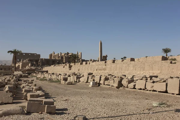 Єгипет Луксор Храм Карнаке Сонячний День — стокове фото