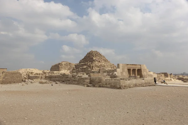 Egipto Pirámides Cairo Giza Día Soleado Nublado —  Fotos de Stock