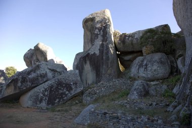 Güneşli bir günde Dziba antik şehir Zimbabve Harabeleri