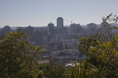 Zimbabve. Güneşli bir günde Harare görünümü