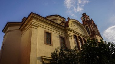 Eski Agai anni Ayos Yannis kilise ilə Camii Ayvalık, Türkiye 