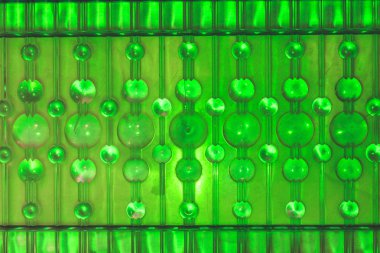 Şimdi güzel soyutlama ile çok renkli cam balonlar