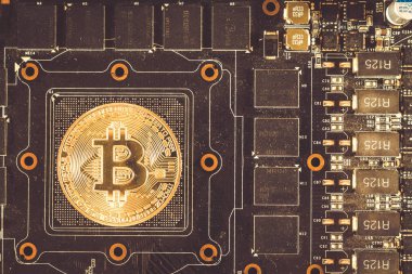 Bitcoin para ekran kartı üzerinde yer alır.