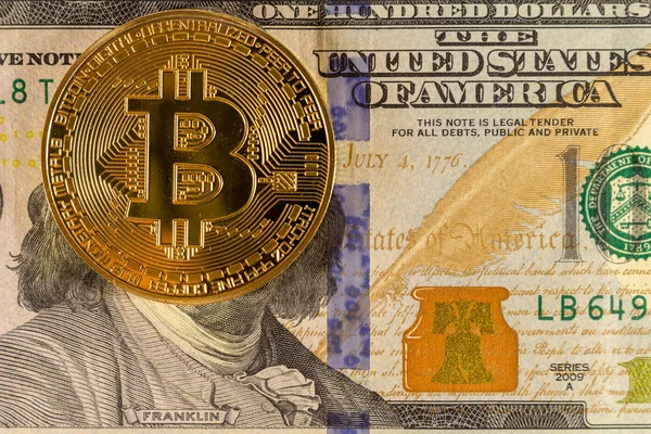 Bitcoin Trova Una Banconota 100 Dollari — Foto Stock