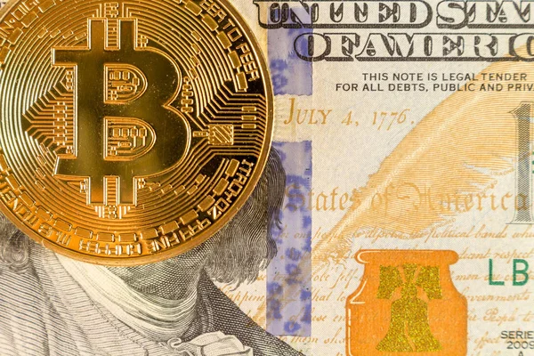 Bitcoin Trova Una Banconota 100 Dollari — Foto Stock