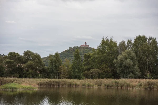 Paesaggio Con Vecchio Castello — Foto Stock