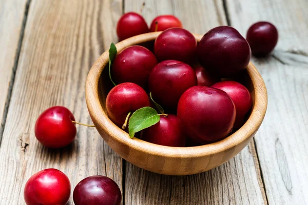 Fresh Plums Bowl Wooden Background — Stock Photo, Image