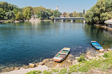 Bihać kasaba, görünümü Una Nehri, Bosna-Hersek