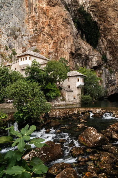 Blagaj Buna, Bosna ve Hezegovina evde derviş