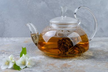 Yasemin çiçekleri ile Yasemin çayı